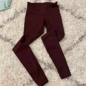 Lululemon maroon leggings